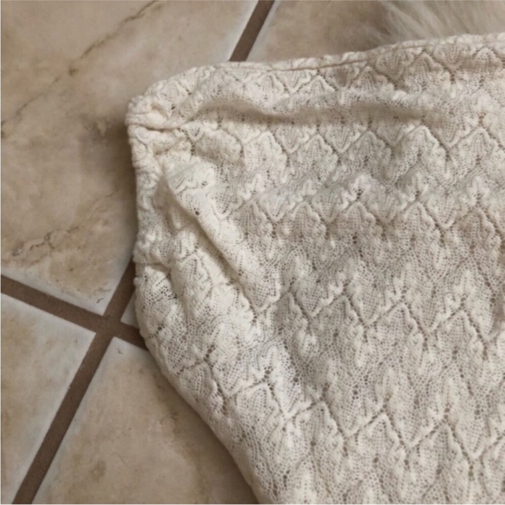 Forever 21 Bundle of 3 Sheer and Knit Tops - Picture 3 of 16